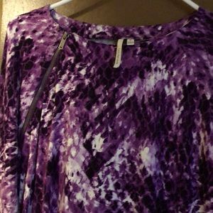 Purple patterned tee shirt